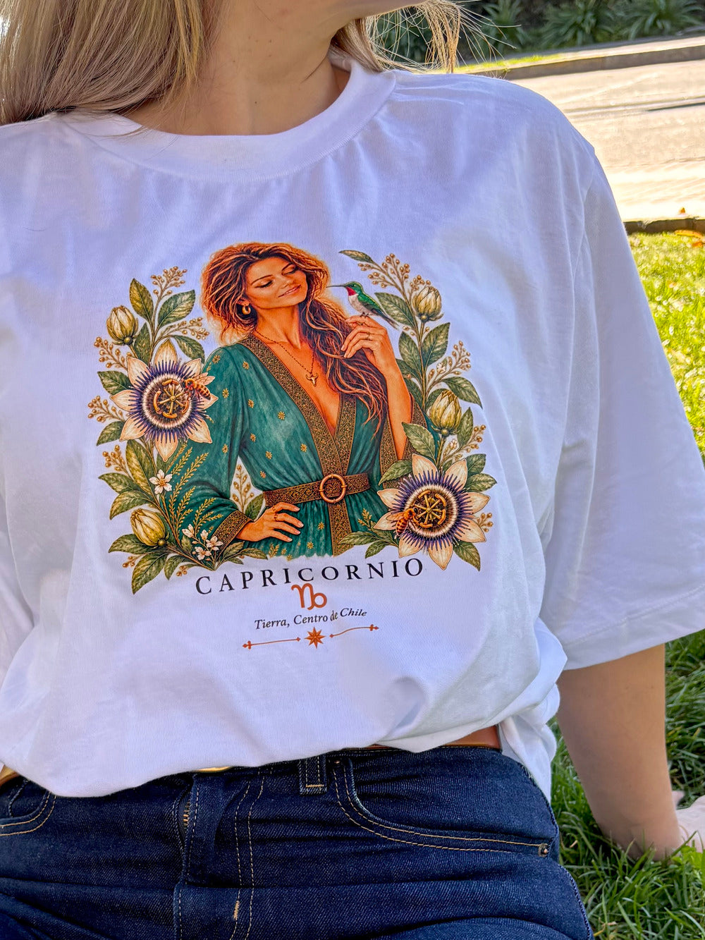 Polera Crop Top Zodiaco Chileno – Ilustración Astral