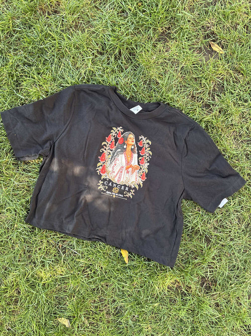 Polera Crop Top Zodiaco Chileno – Ilustración Astral