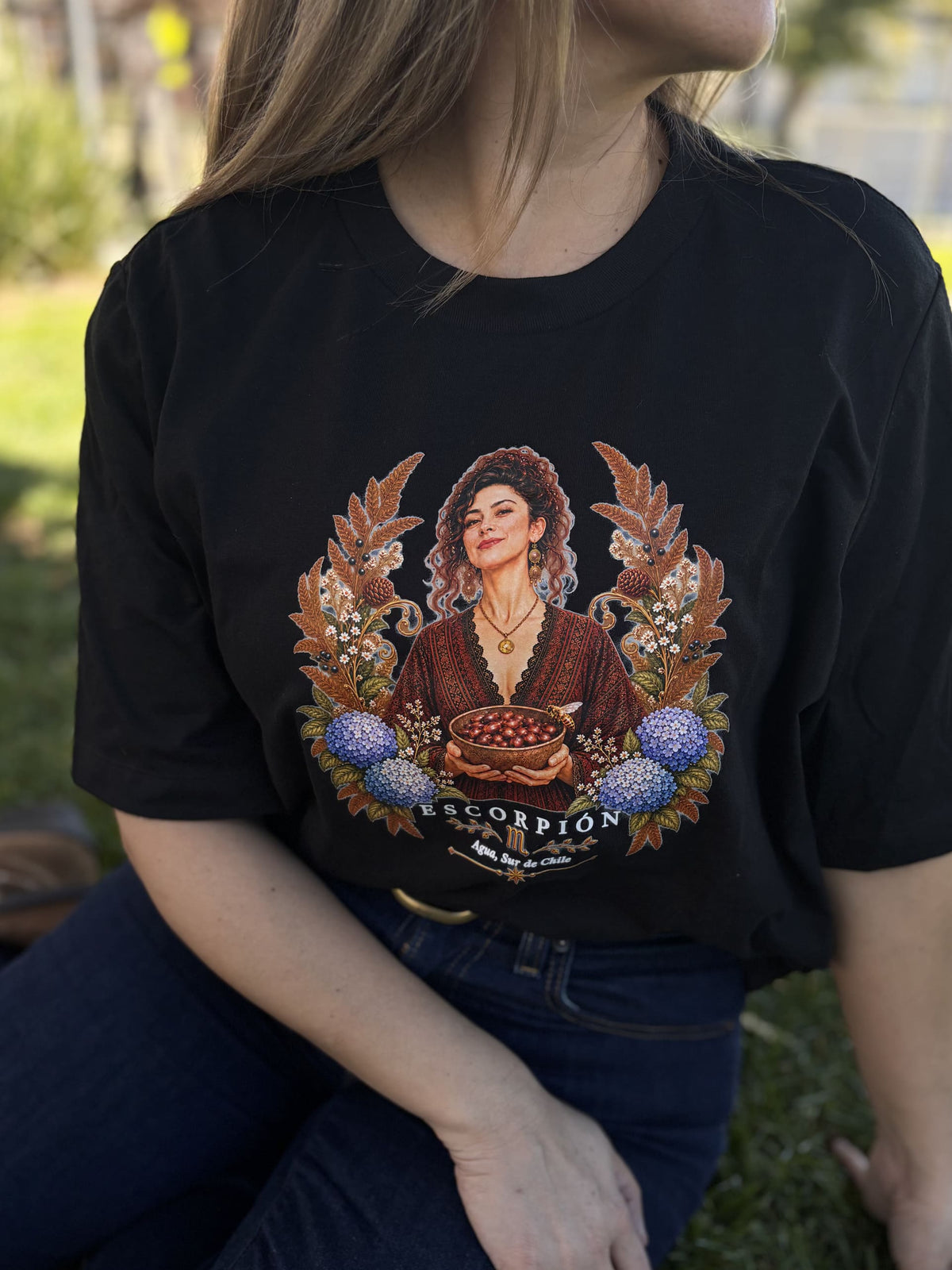 Polera Crop Top Zodiaco Chileno – Ilustración Astral