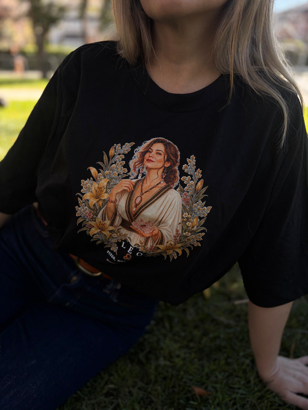 Polera Crop Top Zodiaco Chileno – Ilustración Astral