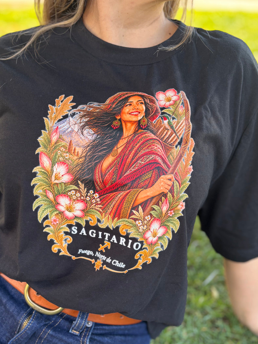 Polera Crop Top Zodiaco Chileno – Ilustración Astral